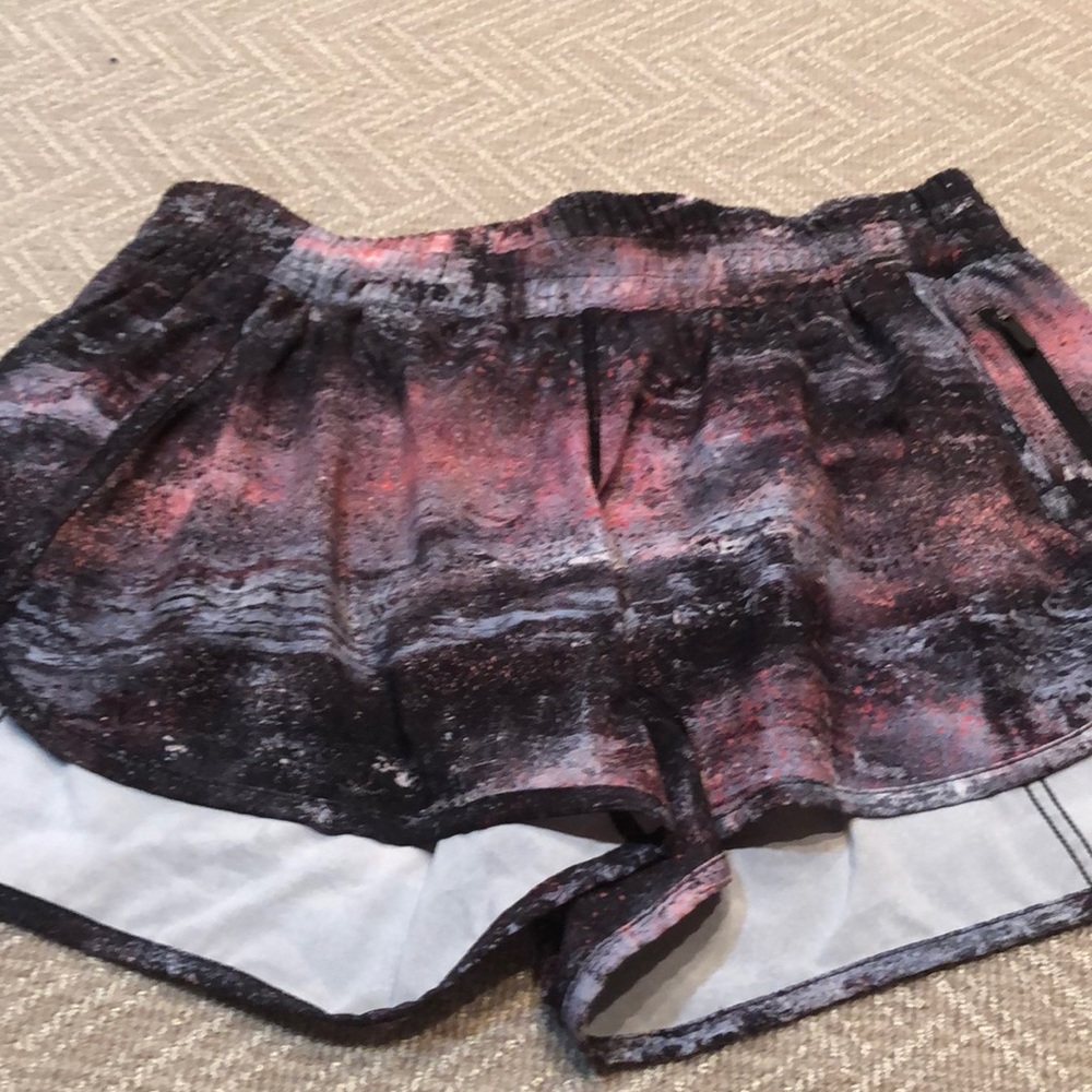 Lululemon Tracker short